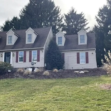 Buy this 4 bed house on 901 Bellview Court in York Township, PA 17356