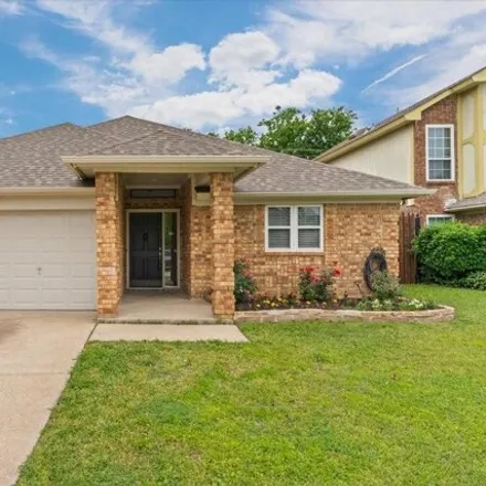 Buy this 3 bed house on 5642 Congressional Drive in Arlington, TX 76018