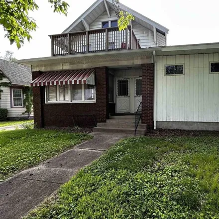 Buy this studio house on 1411 South 5th Street in Hawthorne Place, Springfield