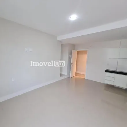 Rent this 2 bed apartment on Dora Residence in Avenida Mem de Sá 117, Centro