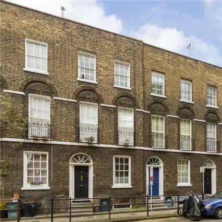 Buy this 3 bed townhouse on 13 Cloudesley Place in Angel, London