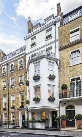 Image 6 - Glendore House, 30 Clarges Street, London, W1J 8AB, United Kingdom - Townhouse for sale