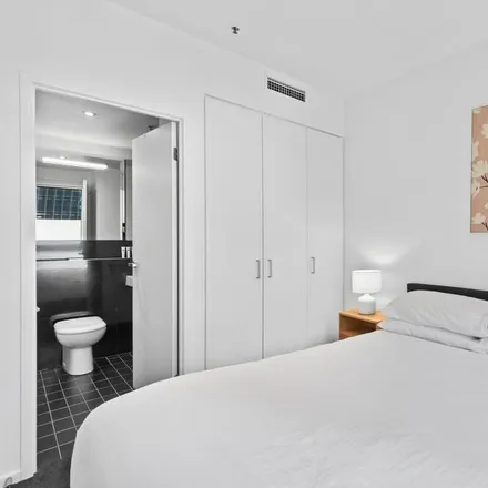Image 6 - West Melbourne VIC 3003, Australia - Apartment for rent