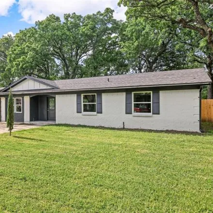 Image 3 - 14585 Cimarron Drive, Balch Springs, TX 75180, USA - House for sale