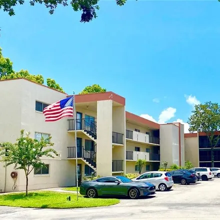 Buy this 1 bed condo on 1130 North Lake Parker Avenue in Lakeland, FL 33805