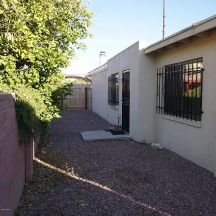 Rent this 2 bed house on 836 South Plumer Avenue in Tucson, AZ 85719