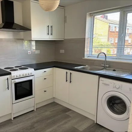 Image 2 - Alexander Court, Baker Street, Reading, RG1 7XZ, United Kingdom - Apartment for rent