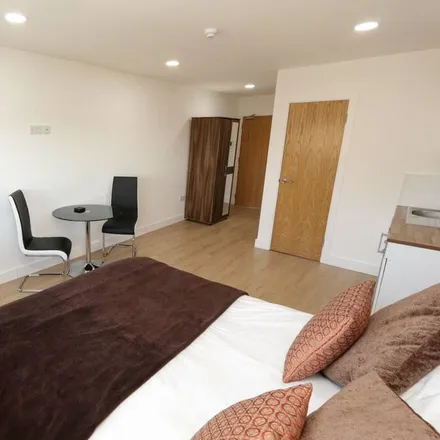 Image 5 - Stoke-on-Trent, ST1 5AT, United Kingdom - Apartment for rent