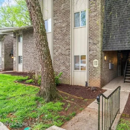 Buy this 1 bed condo on Taliluna Avenue in Knoxville, TN 37919