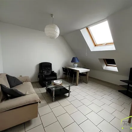 Rent this 1 bed apartment on Rue du Chant des Oiseaux 36 in 6200 Châtelet, Belgium