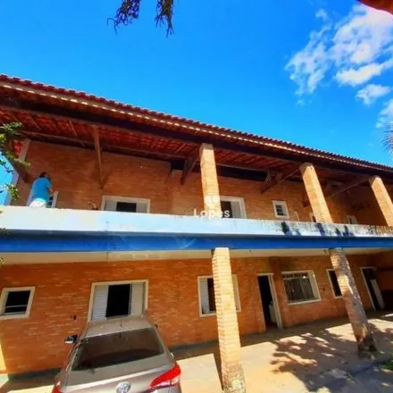 Buy this 5 bed house on Rua Benedito Marcos de Sousa in Travessão, Caraguatatuba - SP