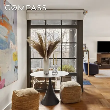 Image 5 - 500 W21, 500 West 21st Street, New York, NY 10011, USA - Condo for sale