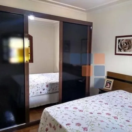 Buy this 2 bed apartment on Rua dos Curios in Nações Unidas, Sabará - MG