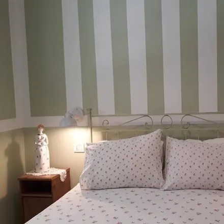 Rent this 1 bed house on Martina Franca in Viale della Stazione, 74015 Martina Franca TA