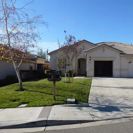 Rent this 2 bed house on 3273 Inwood Pl in Fairfield, California