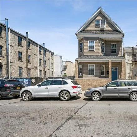 Image 1 - 125 Herriot Street, Ludlow, City of Yonkers, NY 10701, USA - Townhouse for sale