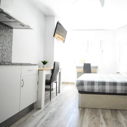 Rent this 4 bed room on Carrer de l'Amistat in 3, 46021 Valencia