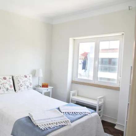 Rent this 1 bed apartment on Rua Pinheiro Chagas 9 in 1050-174 Lisbon, Portugal