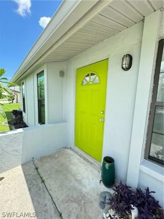 Image 2 - 2905 SE 10th Pl, Cape Coral, Florida, 33904 - House for sale