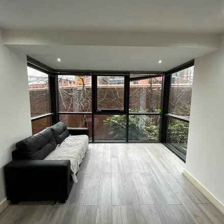 Rent this 2 bed apartment on East Street in Leeds, LS9 8DW