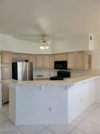 Image 5 - 5122 Briar Patch Way, Spring Valley, NV 89118, USA - Condo for sale