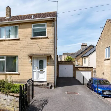 Rent this 3 bed house on Alderley Road in Bath, BA2 1LB