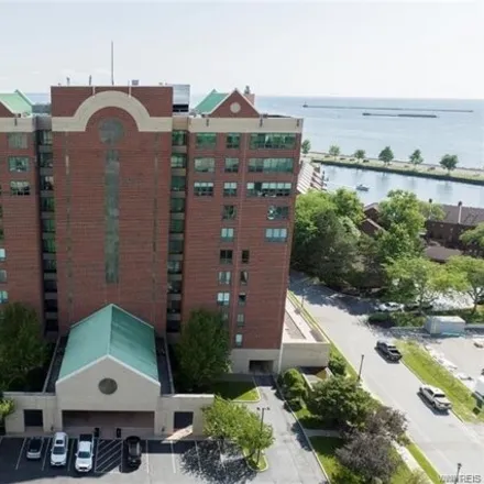 Buy this 3 bed condo on 202 Lakefront Boulevard in Buffalo, NY 14202