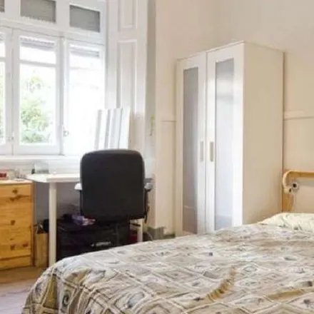 Rent this 6 bed apartment on Rua Pascoal de Melo 4 in 1170-294 Lisbon, Portugal