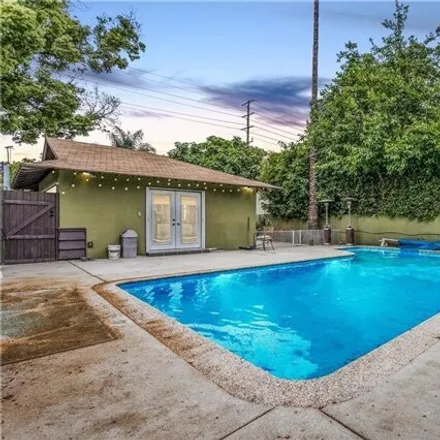 Buy this 3 bed house on 576 North California Street in Burbank, CA 91505