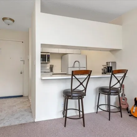 Image 3 - 61-25 97th Street, New York, NY 11374, USA - Condo for sale