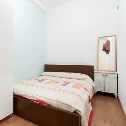 Rent this 4 bed room on Real Academia de Farmacia in Pharmacy Street, 28004 Madrid