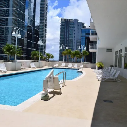Image 7 - The Club at Brickell Bay, 1200 Brickell Bay Drive, Miami, FL 33131, USA - Apartment for rent