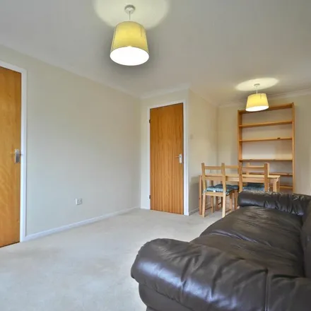 Rent this 1 bed apartment on Simmonds Close in Binfield, RG42 1FL