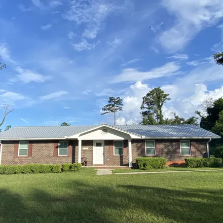 Buy this 3 bed house on 3097 FL 71 in Chipola Terrace, Jackson County