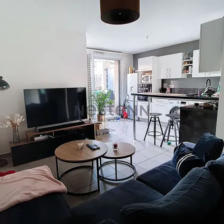 Rent this 2 bed apartment on 3 Avenue de Verdun in 69530 Brignais, France