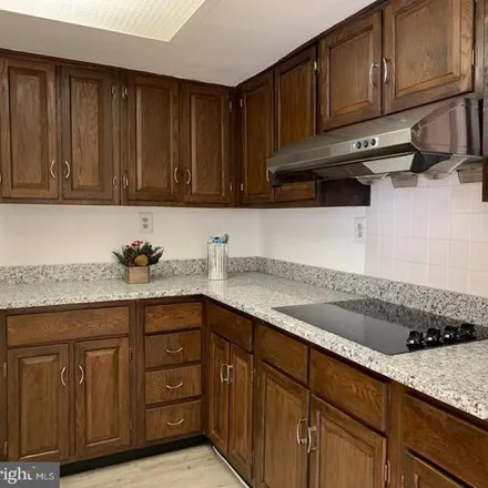 Image 3 - 5401 Woodenhawk Circle, Columbia, MD 21044, USA - Townhouse for rent