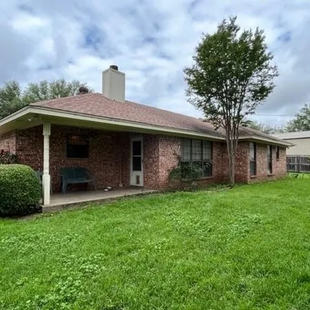Image 5 - 1207 South Hyde Park Boulevard, Cleburne, TX 76033, USA - House for sale