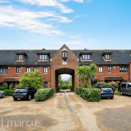Buy this 2 bed apartment on unnamed road in Walton On The Hill, KT20 7RN