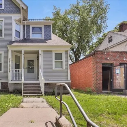 Rent this 2 bed townhouse on 248 Sisson Ave Unit B in Hartford, Connecticut