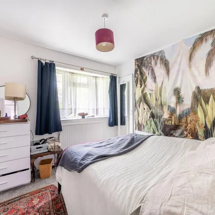 Rent this 3 bed townhouse on 27 Westbere Road in London, NW2 3SP