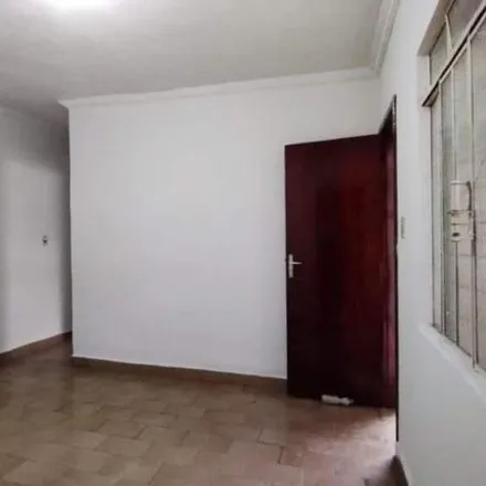 Rent this 3 bed house on Rua Damasco in Itaí, Divinópolis - MG