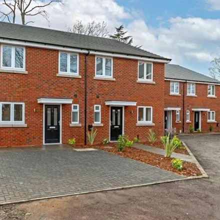 Buy this 4 bed duplex on Ashridge Drive in Bricket Wood, AL2 3SZ