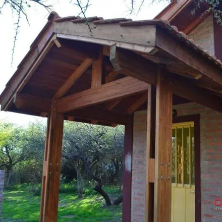 Buy this 2 bed house on Los Eucaliptos in Junín, 5883 Municipio de Carpintería