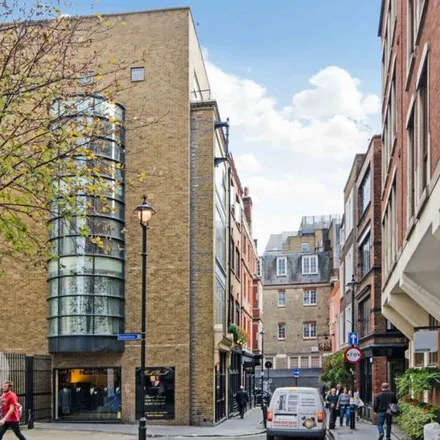 Image 4 - 1a Marshall Street, London, W1F 9SG, United Kingdom - Apartment for rent