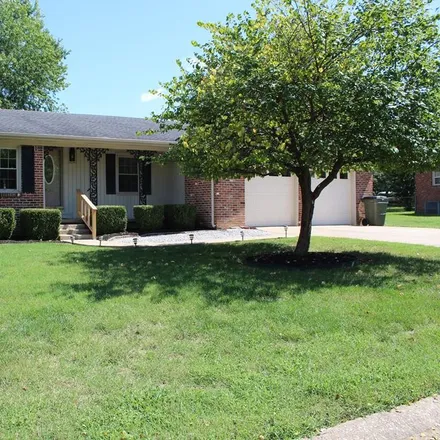Buy this 3 bed house on 798 Springmont Drive in Hopkinsville, KY 42240