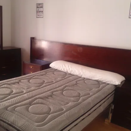 Rent this 3 bed apartment on Madrid in Calle de la Torrecilla del Leal, 21