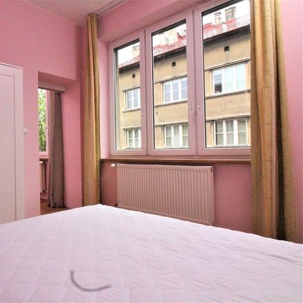 Rent this 3 bed room on Henryka Sienkiewicza 9 in 30-033 Kraków, Polonia