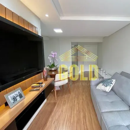 Buy this 3 bed apartment on Rua Paulo Nolli in Higienópolis, Londrina - PR