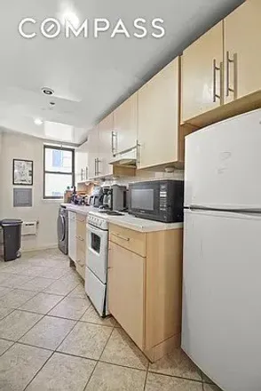 Image 5 - 603 Gourmet Deli, 603 2nd Avenue, New York, NY 10016, USA - House for rent