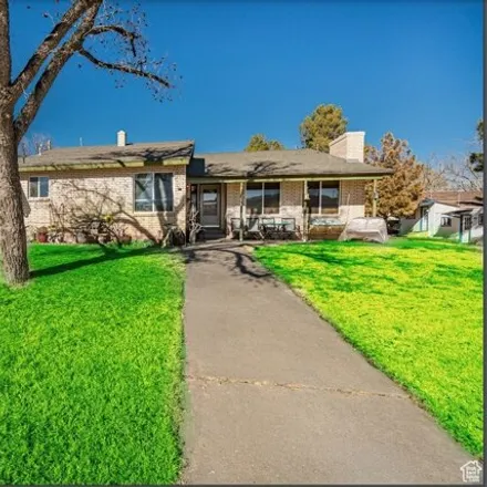 Buy this 5 bed house on 198 North 325 West in Hurricane, UT 84737